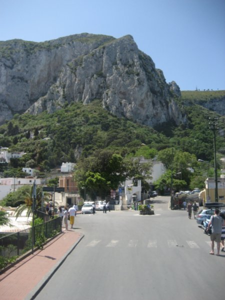 Gee, the bustling traffic of Capri Isola