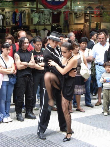 Tango in the streets