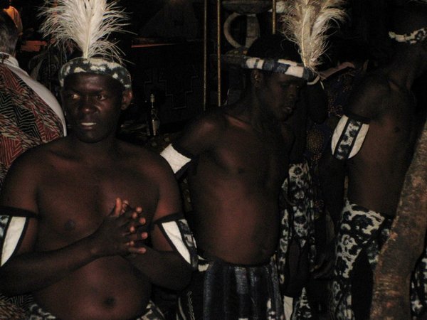 Zimbabwean dancers