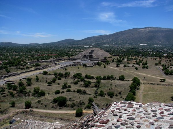 View of the piramide de la luna
