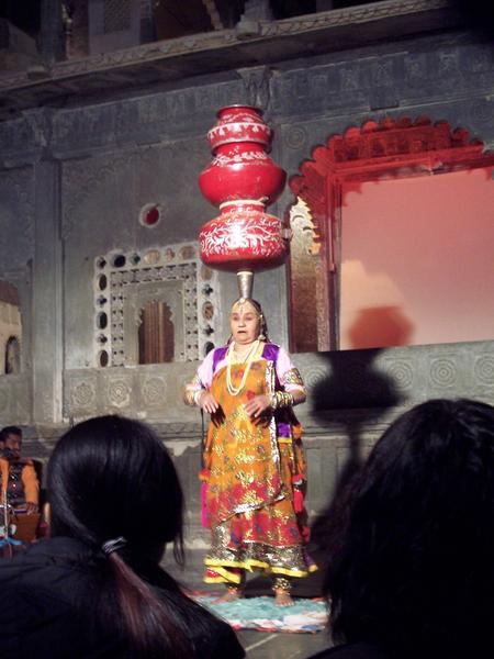 at a Rajasthani cultural show in Udaipur (DON'T TRY THIS AT HOME)