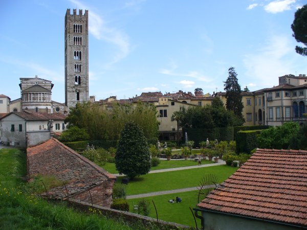 More Lucca