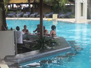 Sunken bar in the Tropica Resort pool