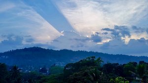 Lovely afternoon sky over the hills of Kandy