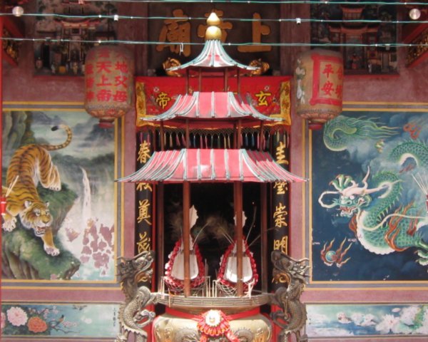 Chinese temple entrance
