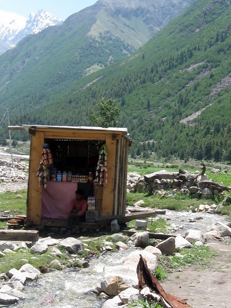 General store in Chitkul - behind is Tibet - the road goes no further