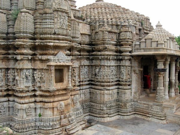 The exterior of Jain Temple at Chittorgarh Fort