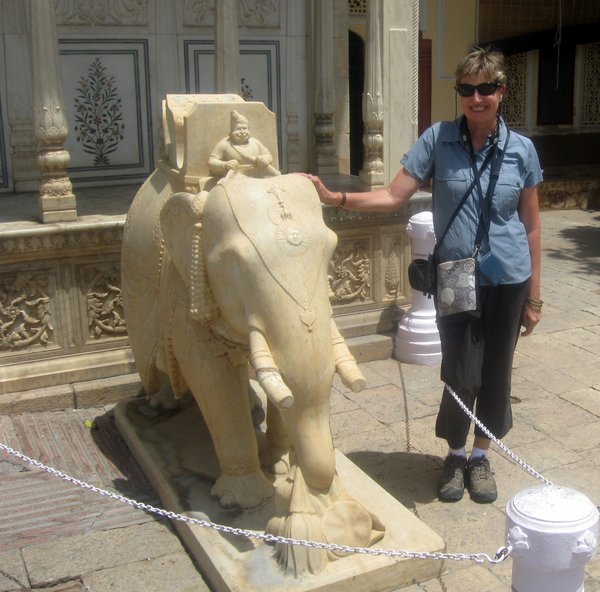 Linny with marble elephant at the City Palace