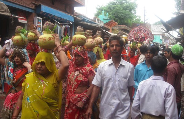 Celebration parade to mark beginning of Ramadam