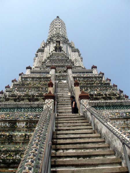Steps to the top of Wat Arun - very steep