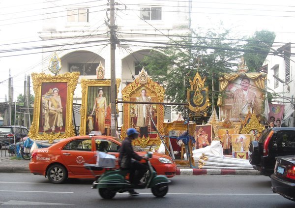 Thai Royal Family icon items for sale