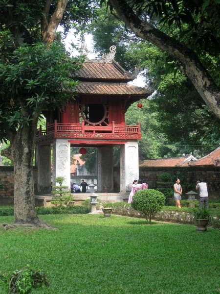 Gate within the Temple of Literature