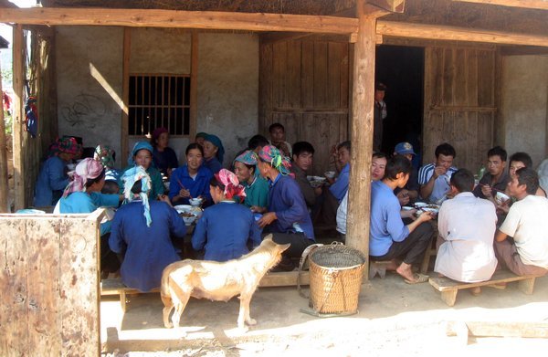 Family funeral meal at local village enroute to Lung Khau Nhin