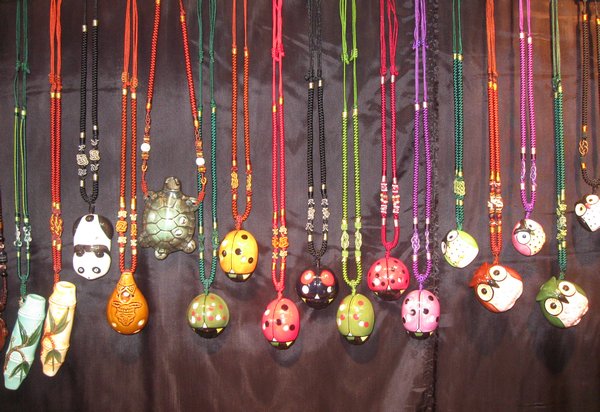 Decorative ocarinas for sale in Danshui