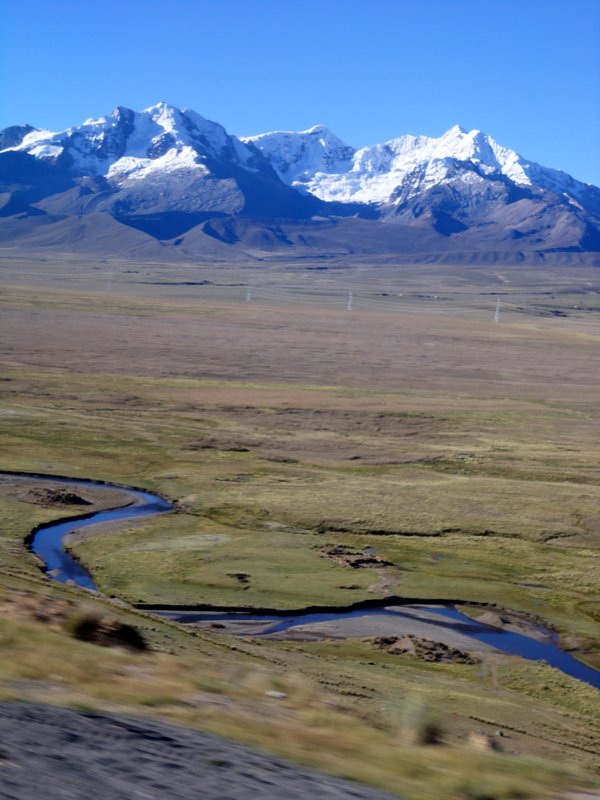 Another view of the valley floor with the Cordilleras Blanco in the background
