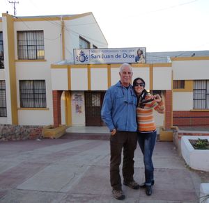 Jerry and Lorena outside the hospital in which Devin did voluntary work in 1996
