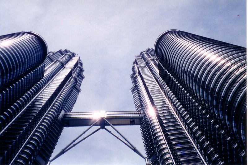 The amazing twin towers of Petronas