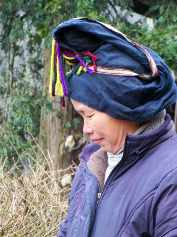 Head dress of the women in Fanpai