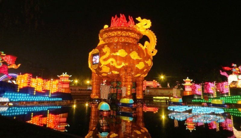 Large silk lanterns and reflections