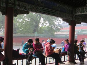 Knitting group - Long Corridor, Temple of Heaven Park