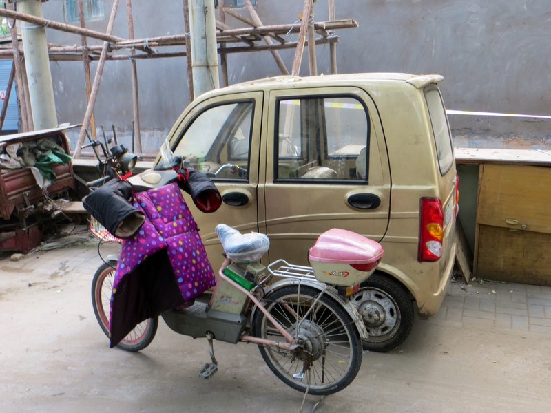 Transport in the hutong