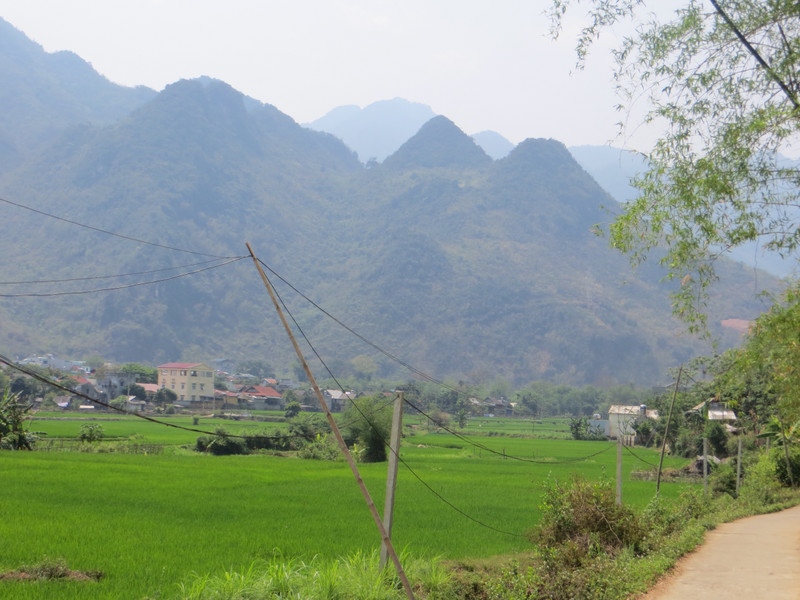 The lovely hills surrounding Mai Chau