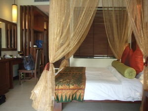 hotel room in phuket