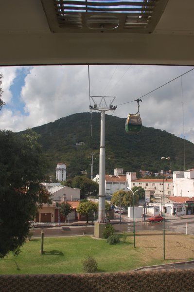 Cable car to Cerro Bernardo