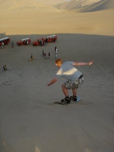 Sand Boarding Huacchina - Peru