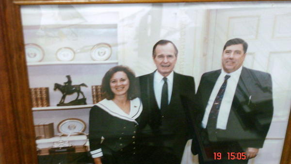 Bob and Gipsy with Pres Bush