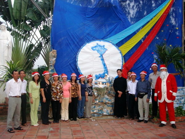 The Choir Group and Santa