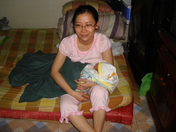 Phuong and baby Gia