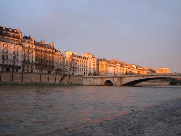 Sunest on the Seine