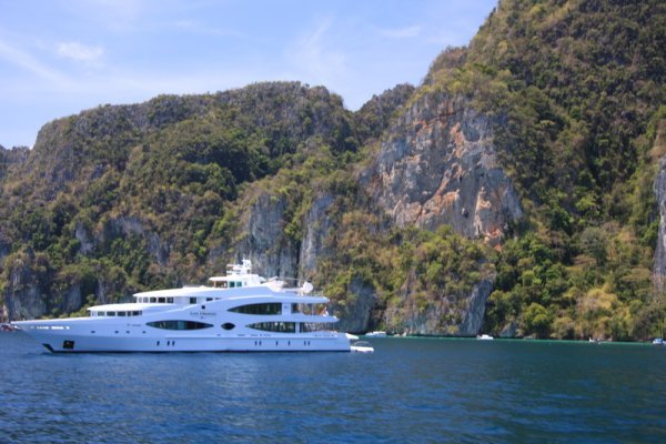 Krabi - Ferry to Ko Phi Phi