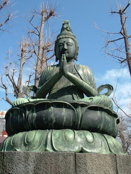 Socha bozika (asi Budha)