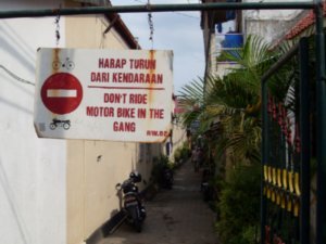 Dutch words that are still used in the Indonesian language can lead to funny sentences