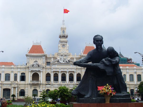City Hall with the ever present Ho Chi Minh in the front