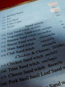 I'll have a Sand Witch with ham, please