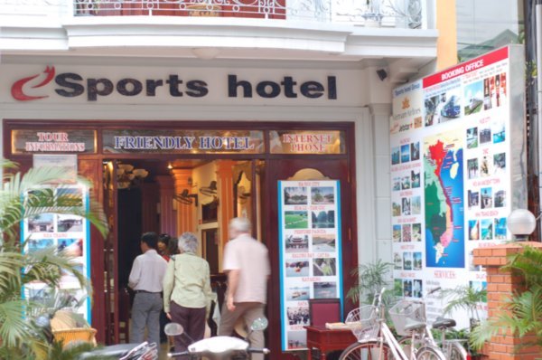 Hue'de konakladığımız sports hotel