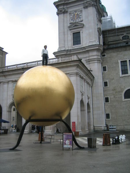 Salzburg sculpture - Alone on a world of gold
