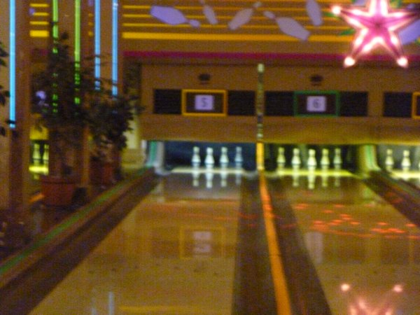 Five Pin Bowling Alley