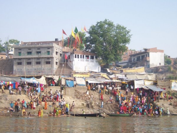 Colour by the Ganga river