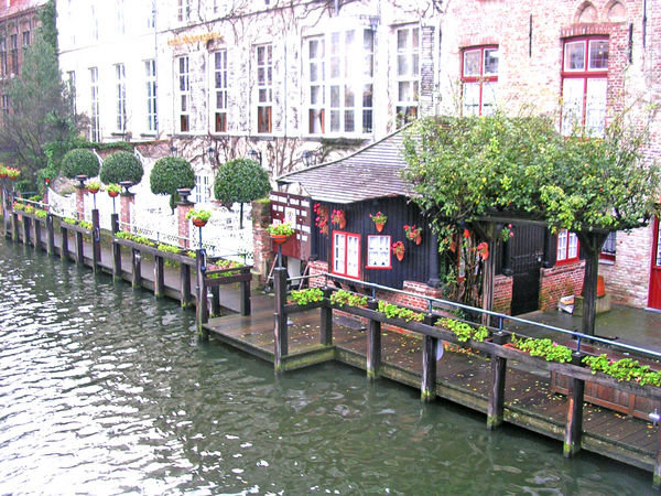 Canal (BRUJAS)