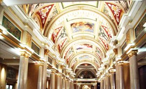 le venetian amazing corridors