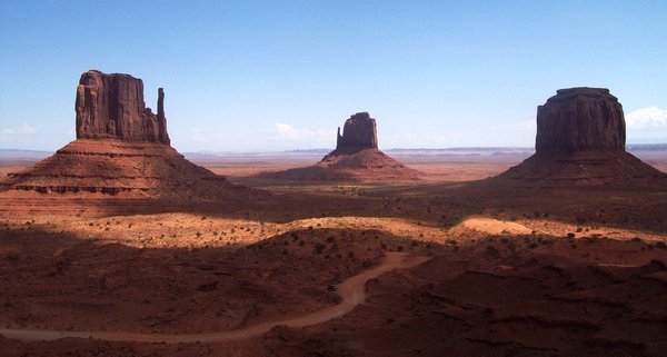 Awesome red buttes and mesas 