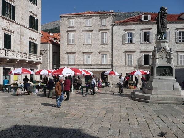 Morning markets, Dubrovnik