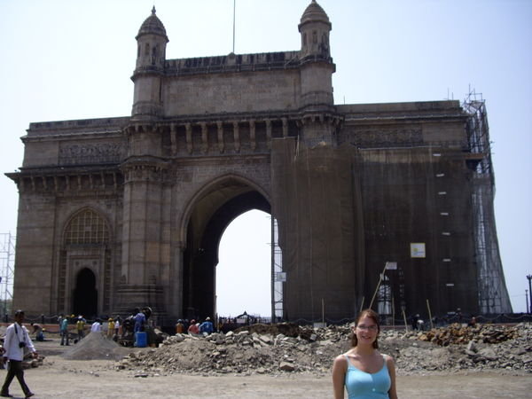 Victoria at India Gate