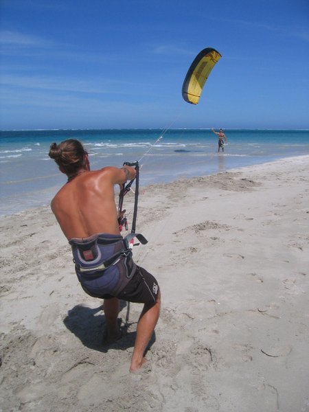 kiting is saver on the beach ...