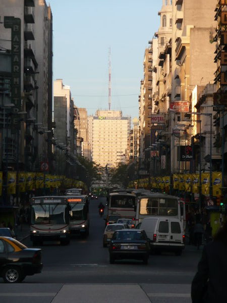 En av hovedgatene i Montevideo