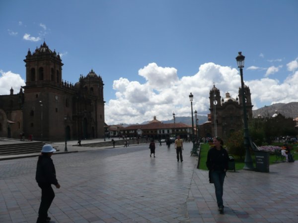 Jane ved Plaza de Armas